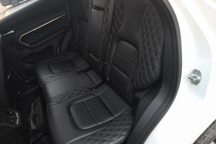 哈弗H6 2021款 1.5GDIT 自动冠军版中控内饰21