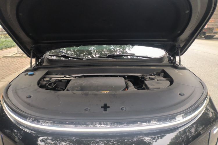 理想汽车 理想L6 2024款 Pro机舱底盘24