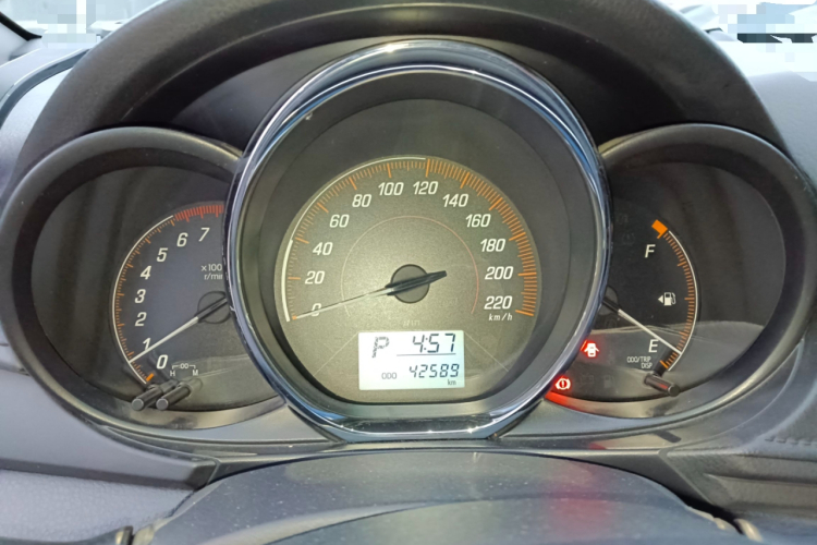 丰田 YARiS L 致炫 2020款 致炫X 1.5L CVT领先版中控内饰14