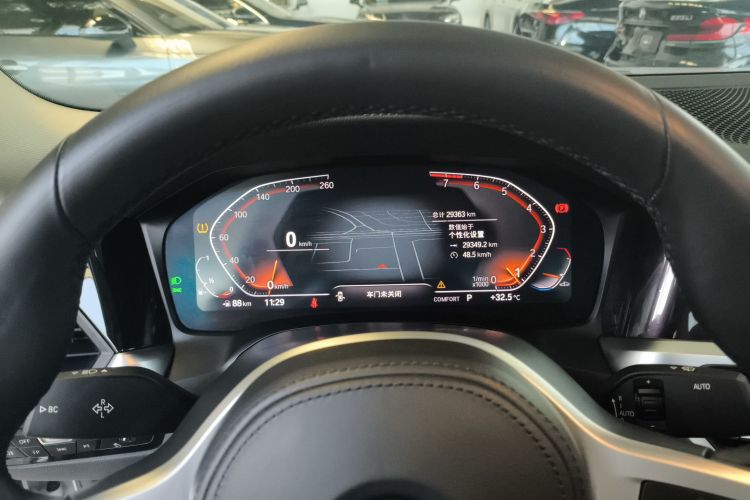 宝马3系 2022款 325Li M运动套装中控内饰14