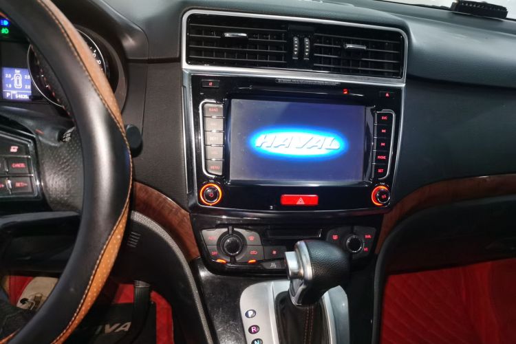 哈弗H6 2014款 运动版 2.4L 自动精英型中控内饰16