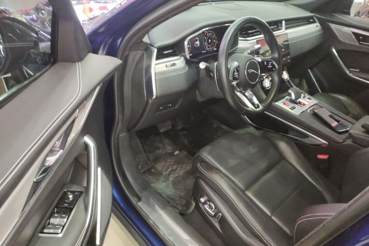 捷豹F-PACE 2021款 340PS R-Dynamic SE中控内饰20