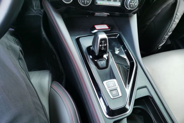 领克02 2019款 高能版 2.0T 自动两驱耀Pro版 国VI局部细节18