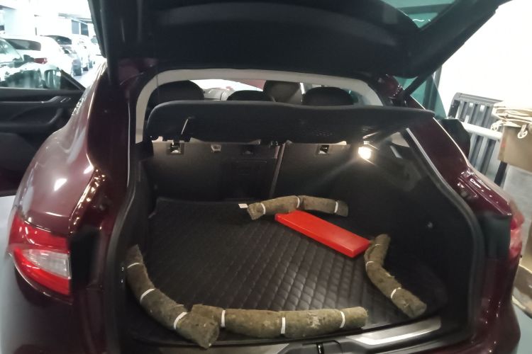 玛莎拉蒂 Levante 2016款 3.0T 标准型机舱底盘23