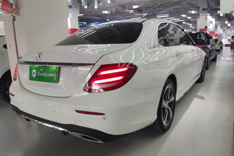 奔驰E级 2019款 改款 E 300 L 运动豪华型车身外观6003