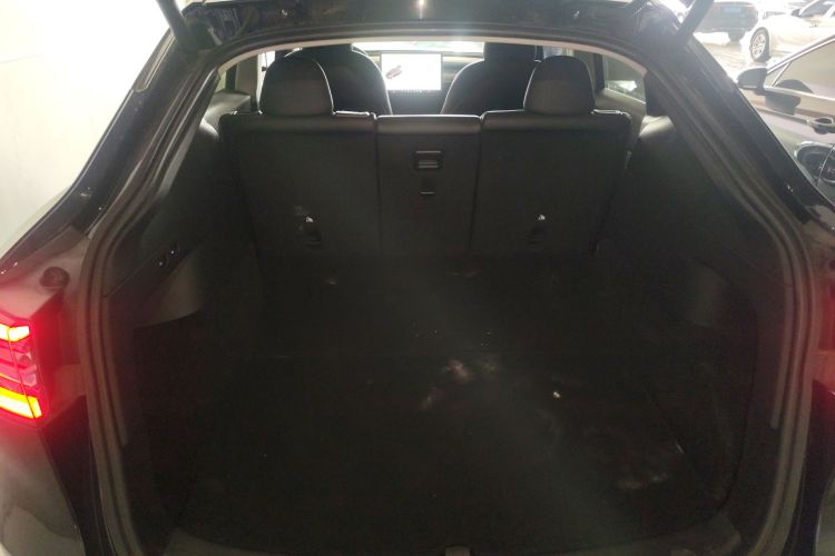 特斯拉 Model Y 2022款 后轮驱动版机舱底盘23