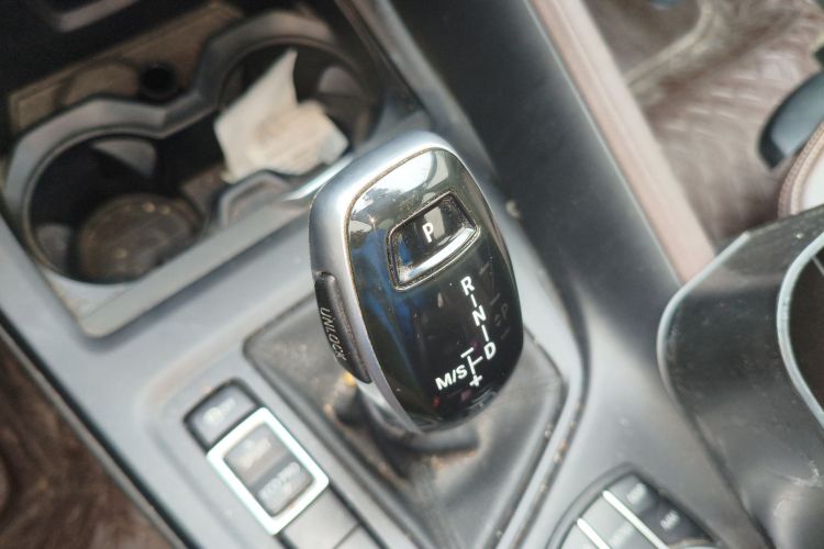 宝马X1 2020款 sDrive25Li 领先型中控内饰18