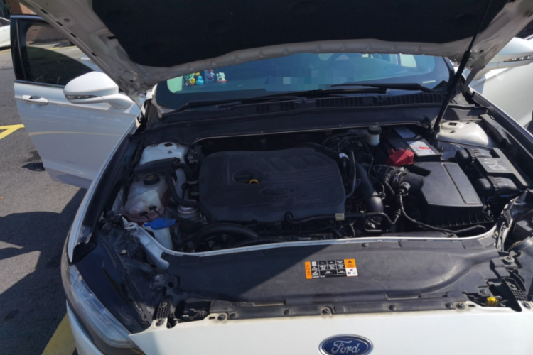 福特 蒙迪欧 2017款 改款 EcoBoost 180 时尚型局部细节9006