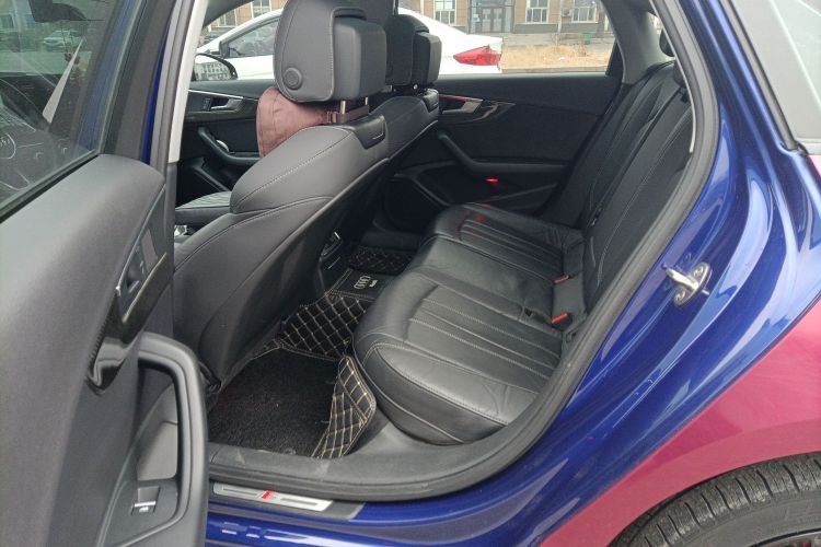 奥迪A4L 2020款 40 TFSI 时尚动感型中控内饰21