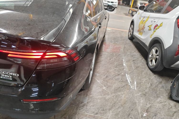 本田 雅阁 2024款 260TURBO 豪华版车身外观9