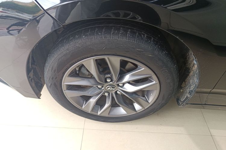 丰田 亚洲龙 2019款 2.0L 进取版 国VI车身外观6007