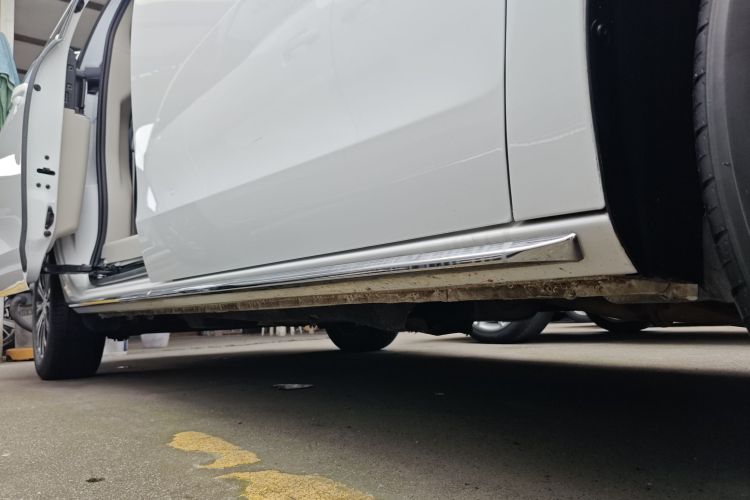 别克GL8 2023款 陆上公务舱 舒适型局部细节9001