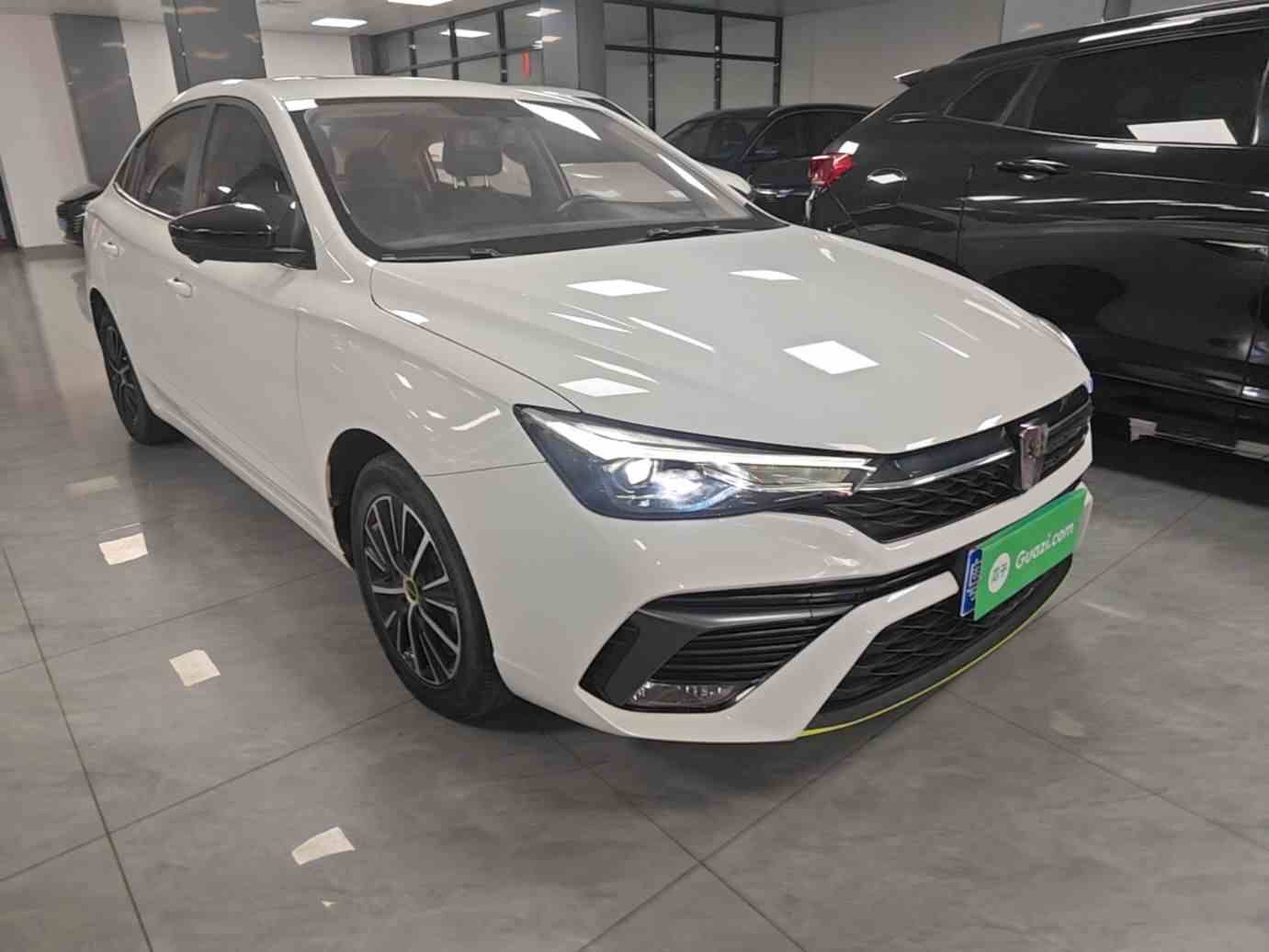 荣威i5 2021款 改款 1.5L CVT钻石版(5)