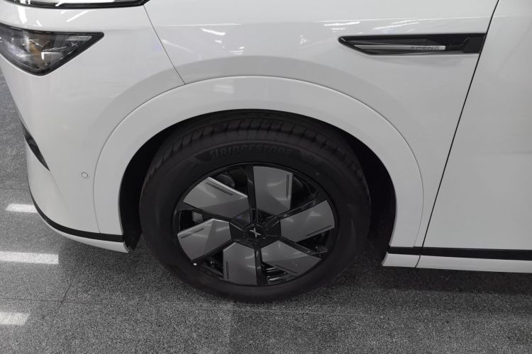 小鹏X9 2024款 702超长续航Max车身外观6007