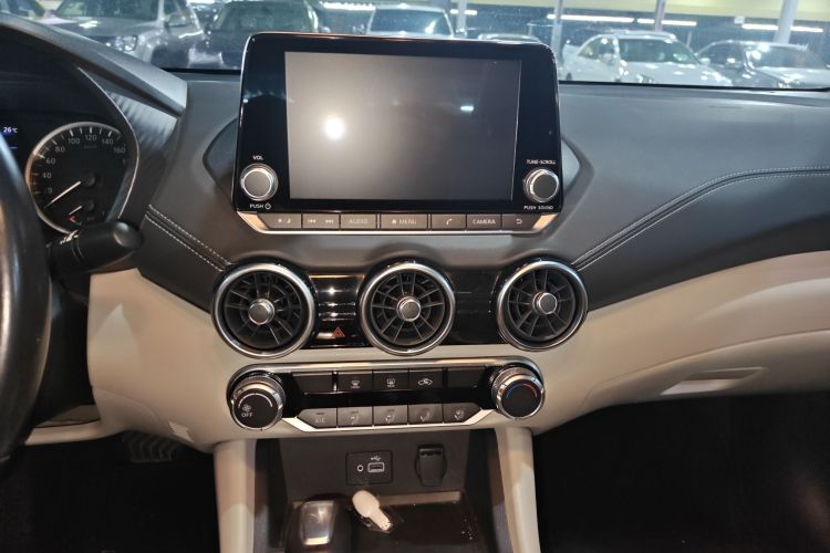 日产 轩逸 2020款 1.6L XL CVT悦享版中控内饰16