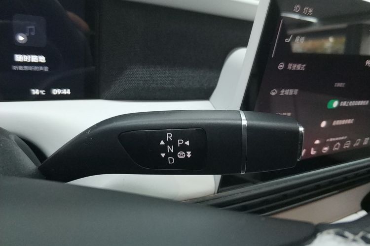 小鹏G6 2023款 580 长续航 Pro中控内饰18