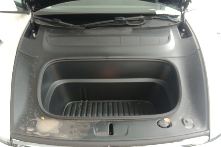 特斯拉 Model Y 2025款 后轮驱动版局部细节24