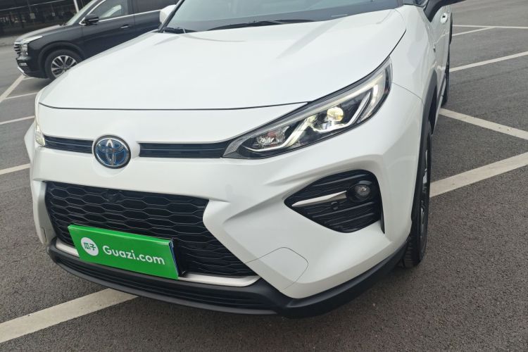 丰田 威兰达 2023款 双擎 2.5L E-CVT四驱尊贵版局部细节36