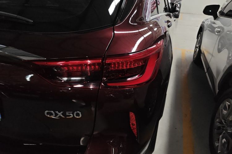 英菲尼迪QX50 2020款 2.0T 四驱领航版车身外观6006