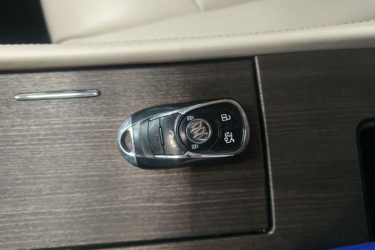 别克 君越 2022款 Avenir艾维亚 先享型中控内饰7001