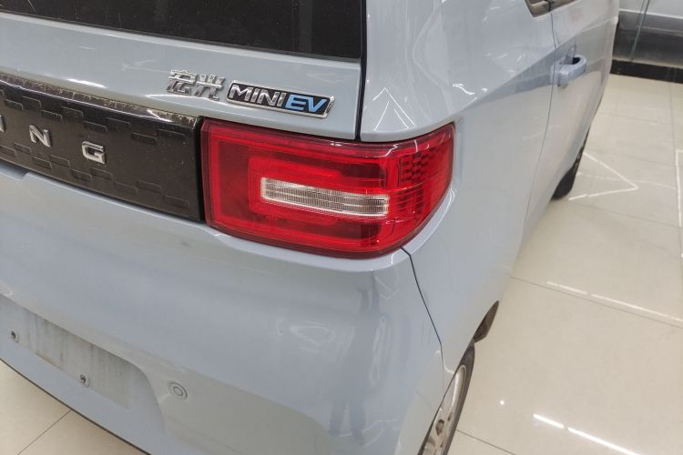 五菱汽车 宏光MINIEV 2020款 悦享款 磷酸铁锂车身外观9