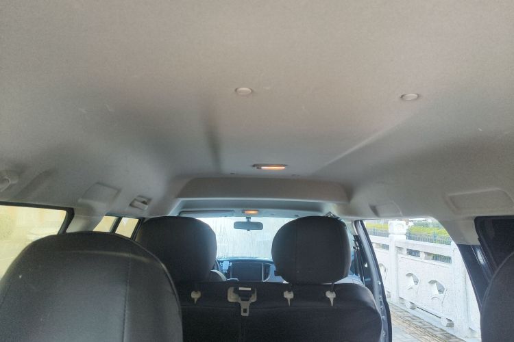 东风风行 菱智 2024款 M5L 1.5T 手动基本型 7座中控内饰22