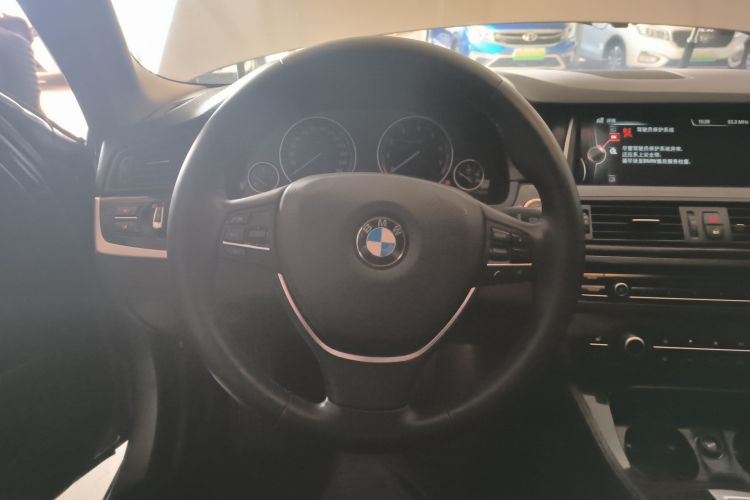 宝马5系 2014款 525Li 豪华设计套装局部细节13