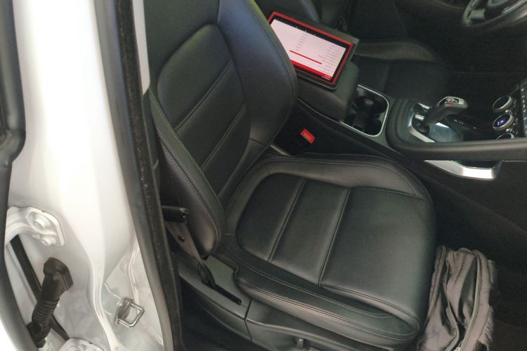 捷豹E-PACE 2018款 P200 S 国V局部细节41