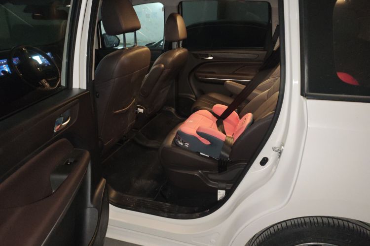 广汽传祺 传祺M6 2019款 270T DCT尊荣版（六座）国VI中控内饰21