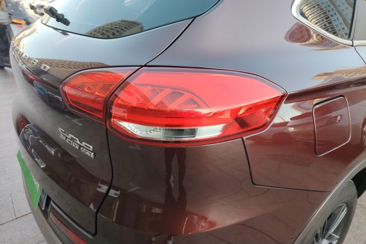 猎豹汽车 猎豹CS10 2017款 2.0T 自动都市型车身外观6006