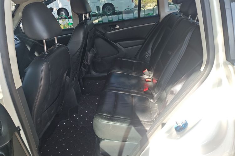 大众 途观 2013款 1.8TSI 自动两驱舒适版中控内饰21