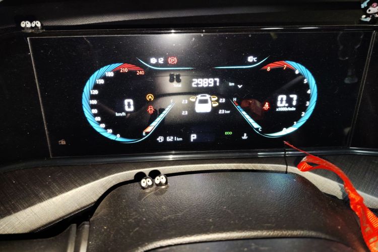 长安 逸动 2022款 PLUS 蓝鲸NE 1.4T GDI DCT尊贵版中控内饰14