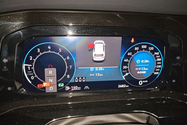 大众 高尔夫 2023款 改款 280TSI DSG R-Line Lite中控内饰14