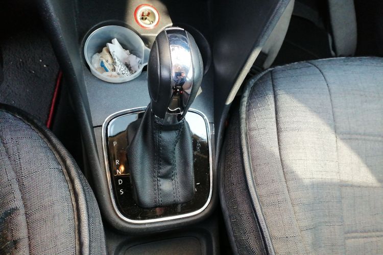 大众 Polo 2016款 1.6L 自动舒适型中控内饰18