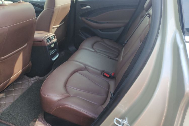 别克 昂科威 2015款 20T 两驱精英型中控内饰21