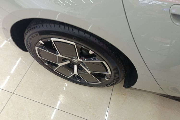 小米汽车 小米SU7 2024款 后驱超长续航高阶智驾Pro版车身外观56