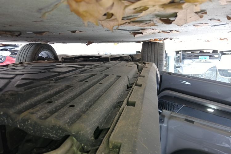 比亚迪 唐新能源 2025款 DM-i 115KM 云辇旗舰型局部细节9002