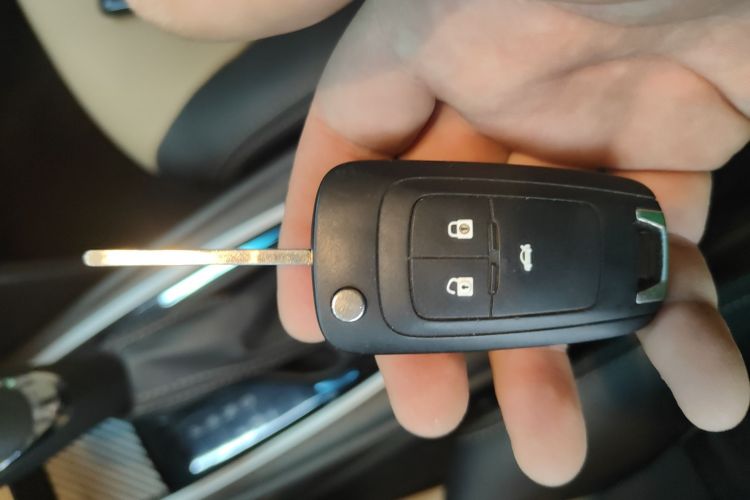 雪佛兰 科鲁泽 2022款 320 自动悦享天窗版中控内饰11