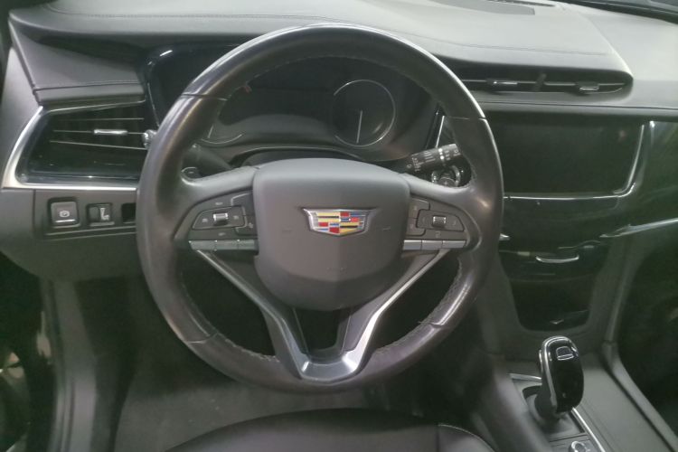 凯迪拉克XT6 2021款 2.0T 六座两驱豪华型中控内饰13