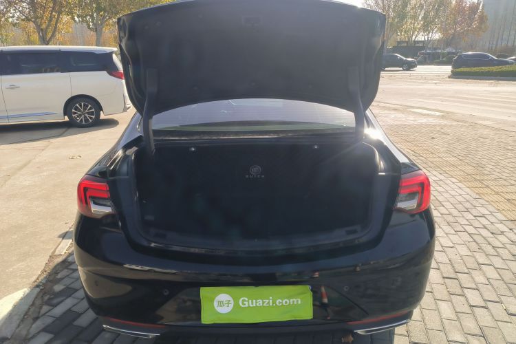 别克 君威 2021款 552T 精英型机舱底盘23