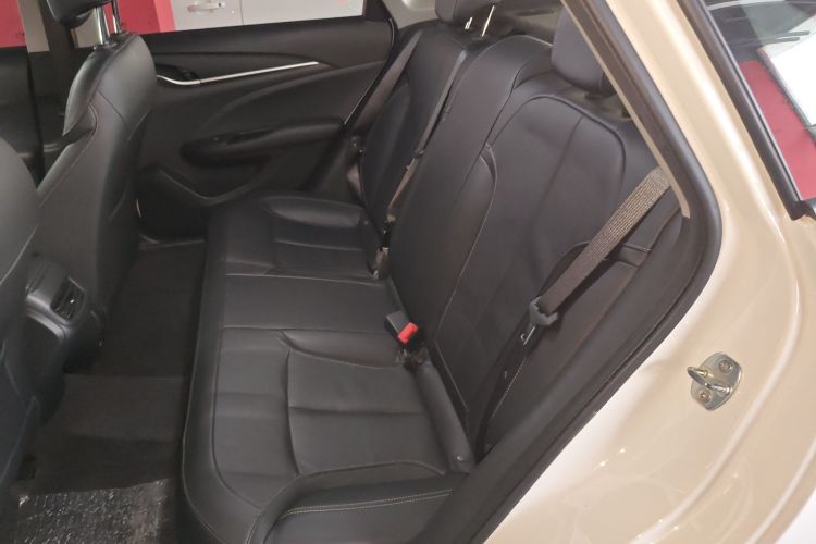 别克 英朗 2018款 18T 自动精英型中控内饰21