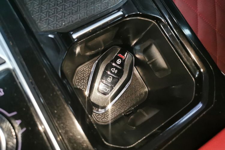 捷途X70 PLUS 2023款 1.6T DCT强者PRO+ 5座中控内饰7001