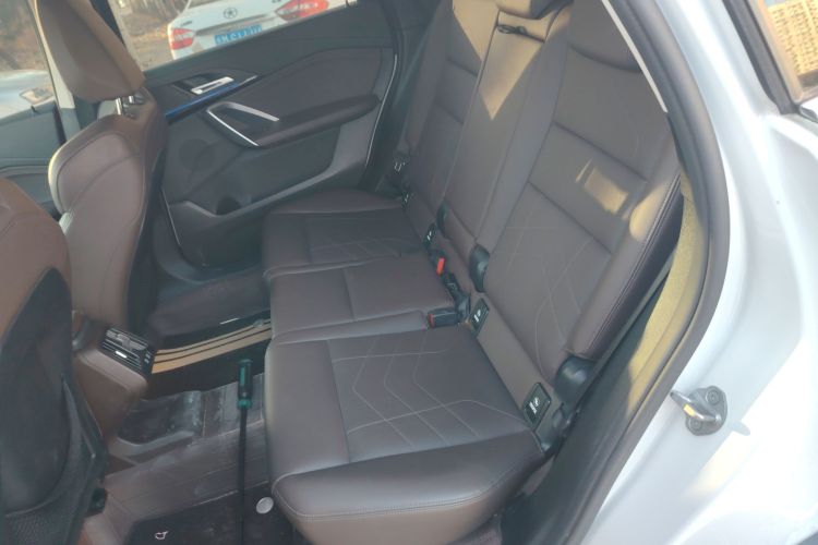 宝马X1 2023款 sDrive20Li X设计套装中控内饰21