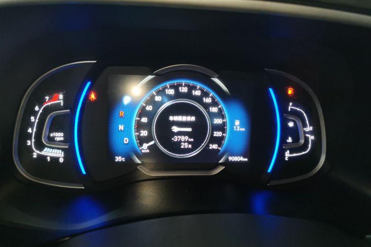 现代 途胜 2019款 280TGDi 双离合两驱智联版 国V中控内饰14