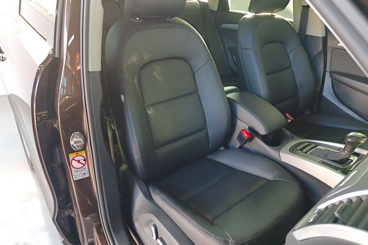 奥迪Q5 2013款 40 TFSI 进取型局部细节41