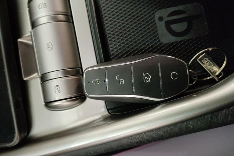 比亚迪 海豚 2023款 420km 时尚版中控内饰11