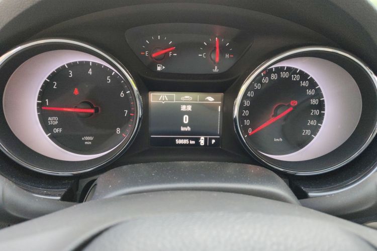 别克 威朗 2016款 两厢 15S 自动领先型中控内饰14