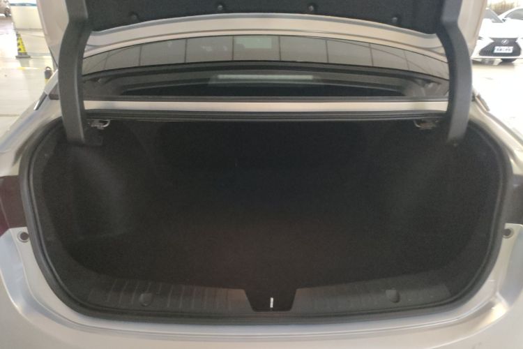 埃安 AION S Plus 2023款 70 智驾版 三元锂局部细节23