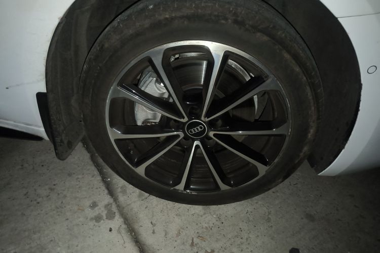 奥迪A5L 2026款 2.0T 运动版 Plus车身外观10