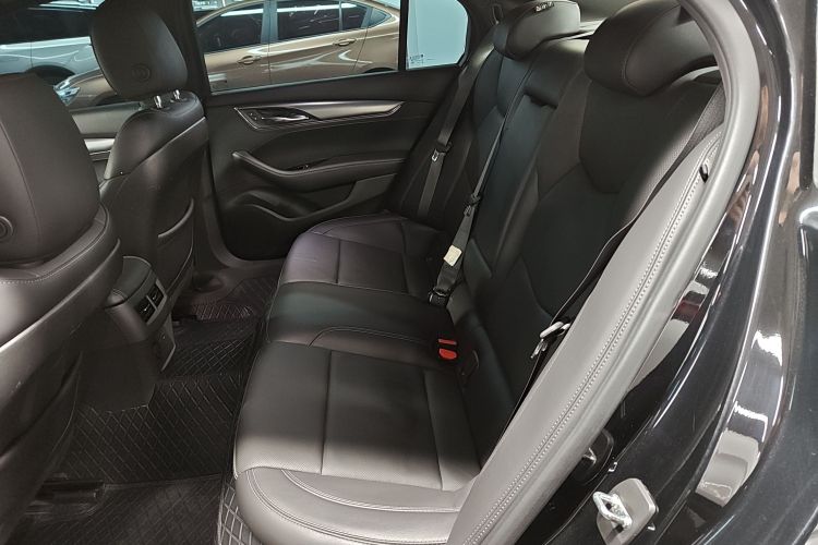 凯迪拉克CT5 2022款 28T 豪华型（标准版）中控内饰21